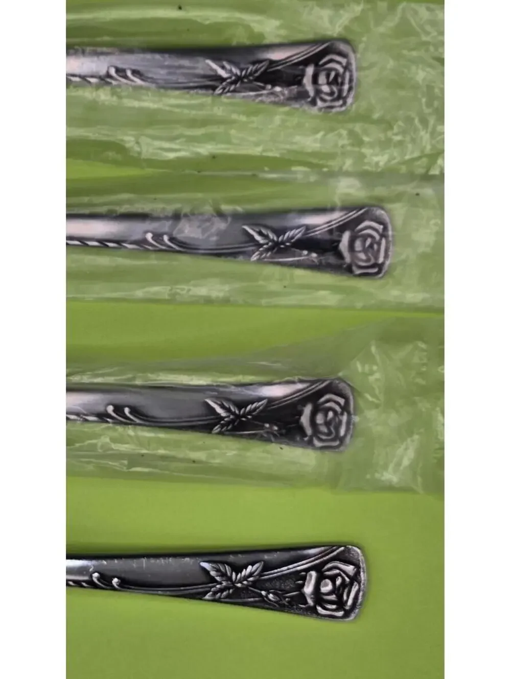 4 Noritake ROSETTA salad forks & 1 dinner fork Stainless Japan unused